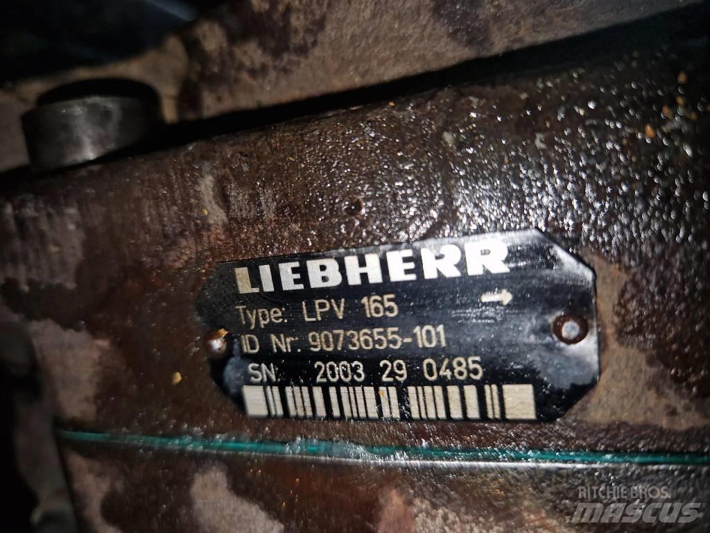 Liebherr LMV165 油壓