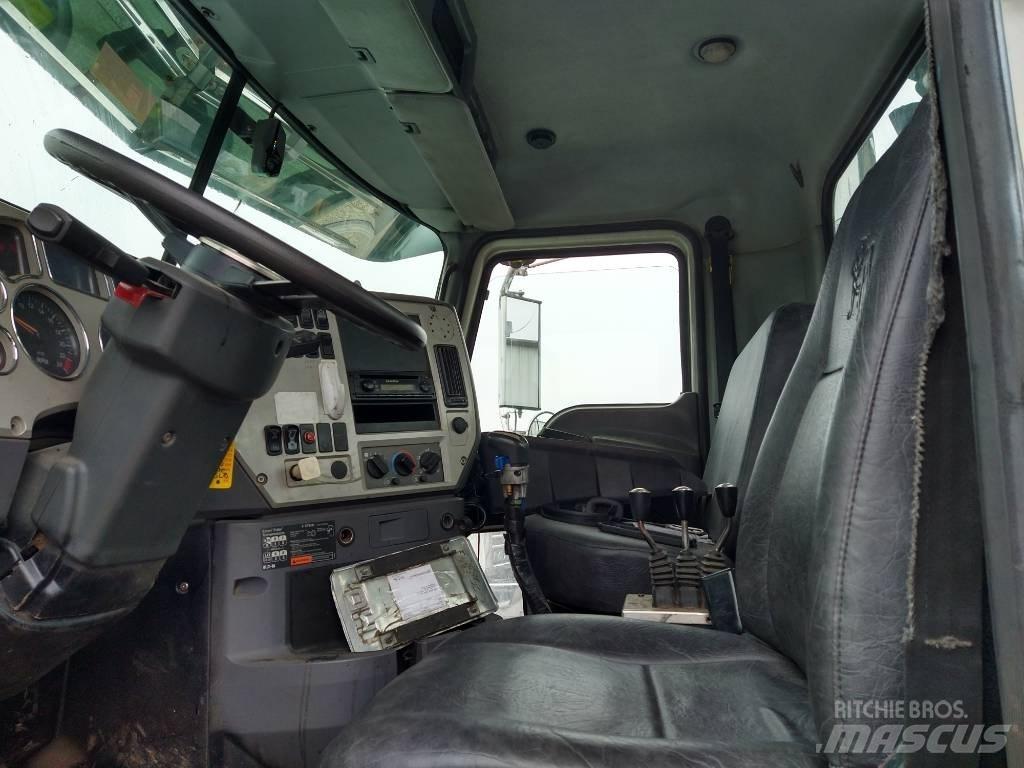 Mack GU713 垃圾車
