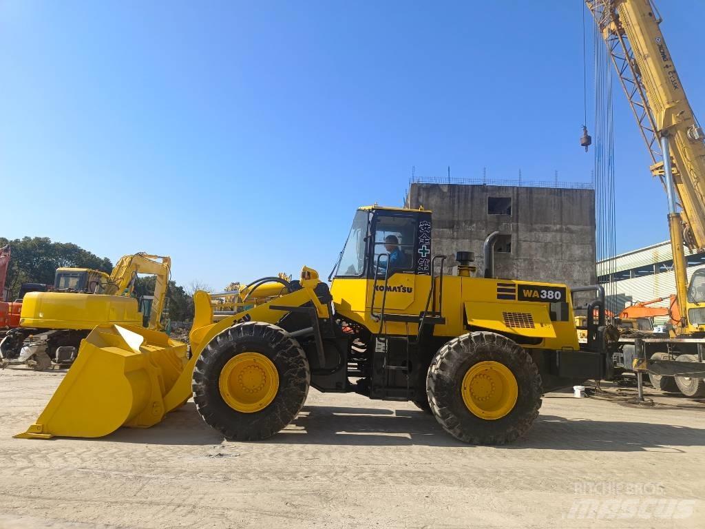 Komatsu WA 380-3 輪胎式裝載機