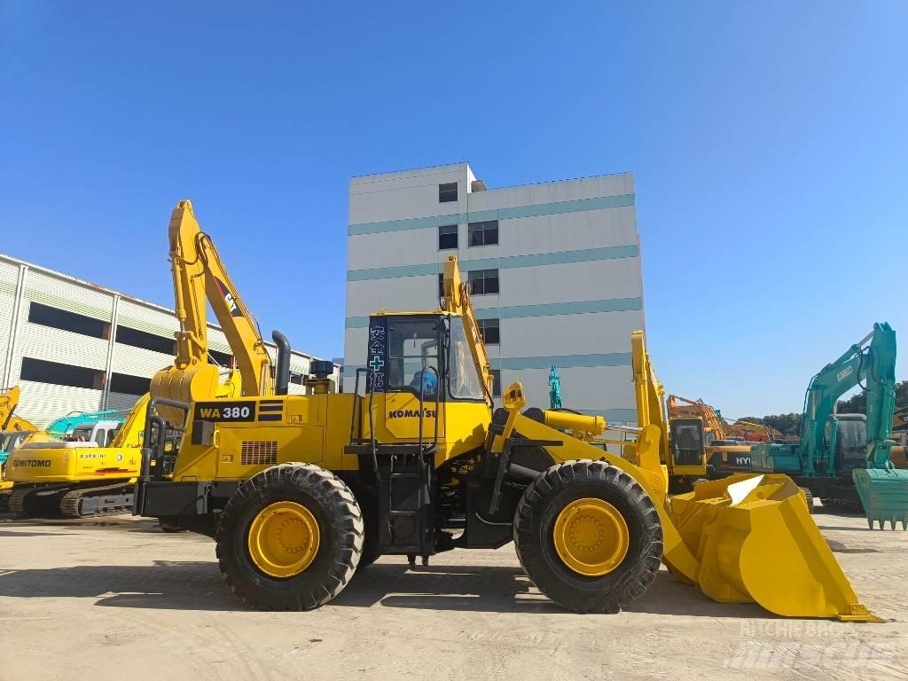 Komatsu WA 380-3 輪胎式裝載機
