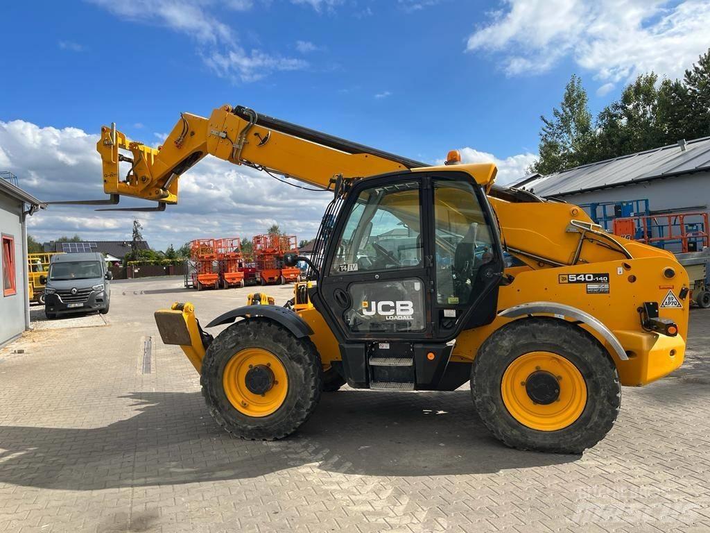 JCB 540-140 伸縮臂操作車