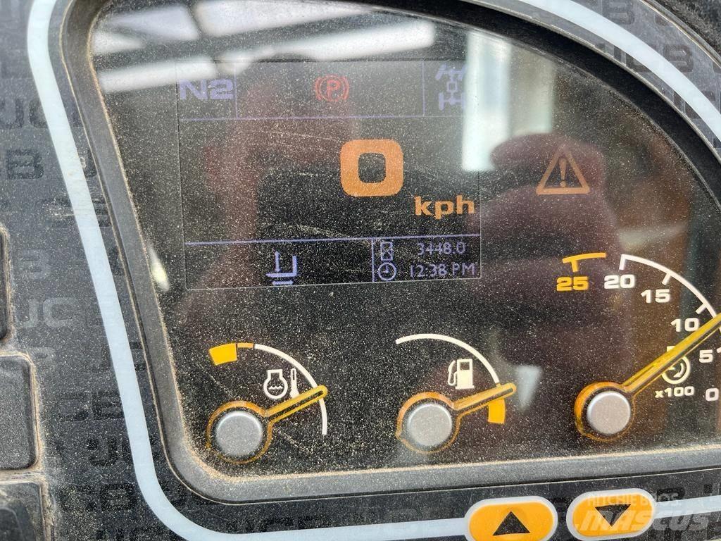 JCB 540-140 伸縮臂操作車