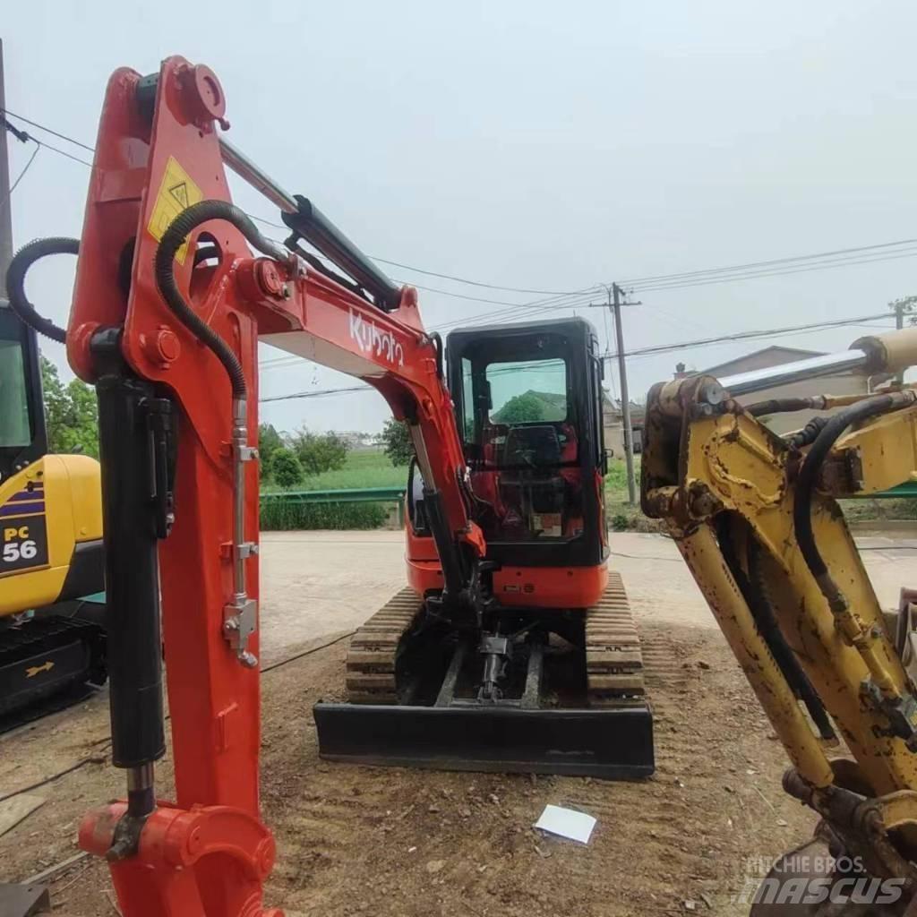 Kubota U 35 小型挖土機/掘鑿機<7t(小型挖掘機)
