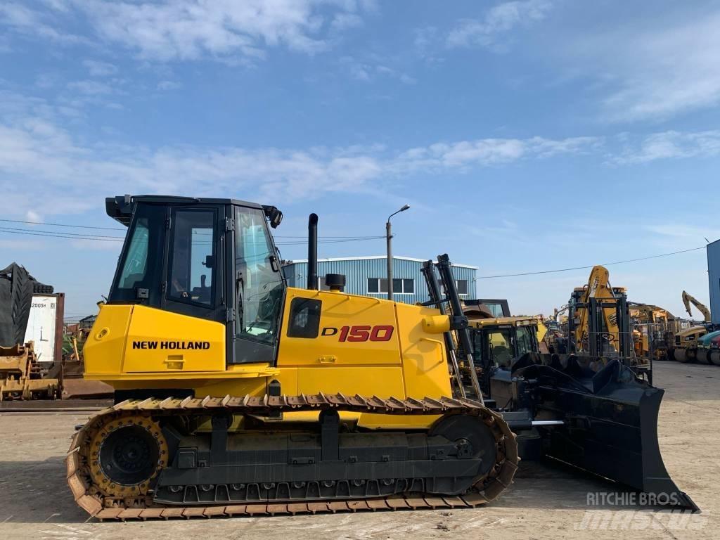 New Holland D 150 履帶推土機