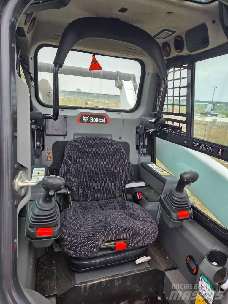 Bobcat T 76 滑移轉向裝載機