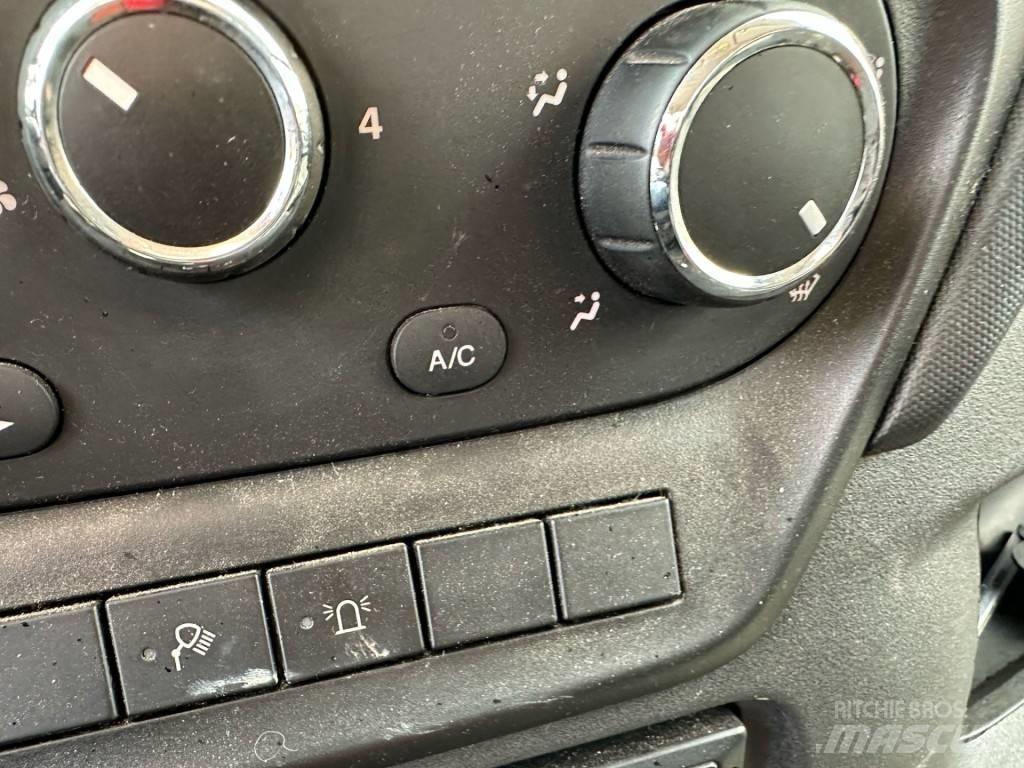 Iveco Daily 35-140 貨箱式卡車