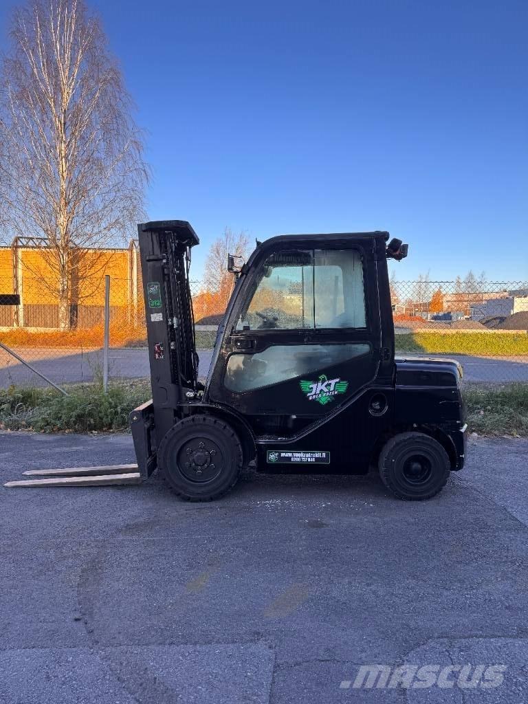 Toyota 52-8 FD 30 柴油卡車