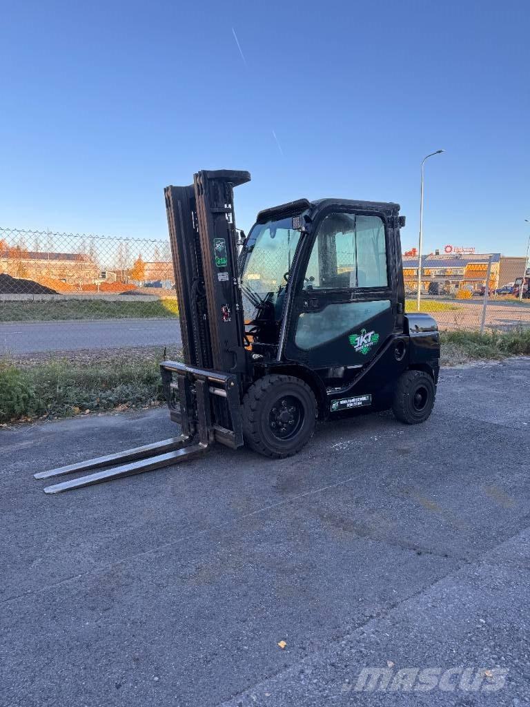 Toyota 52-8 FD 30 柴油卡車