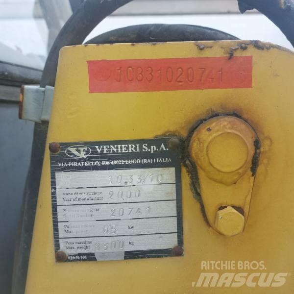 Venieri 10.33 反鏟裝載機