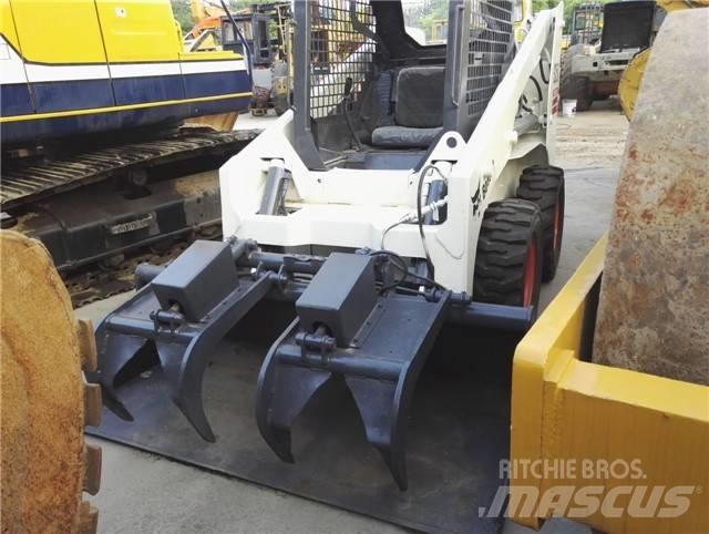 Bobcat S 250 滑移轉向裝載機
