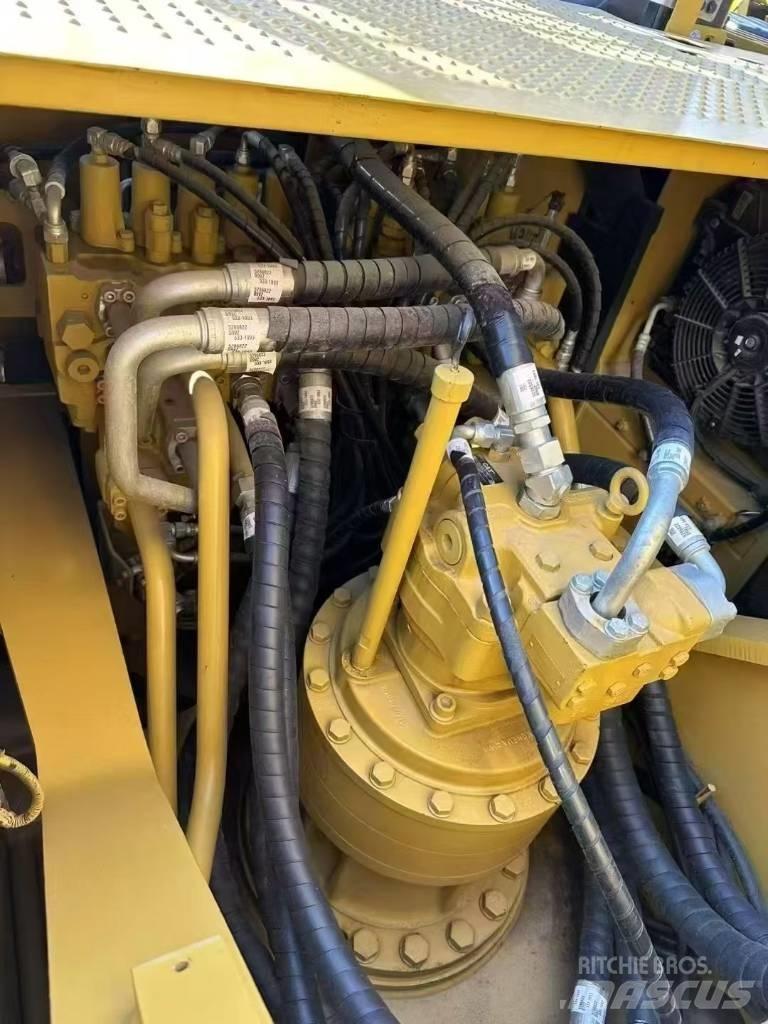 CAT 330 D2 L 履帶式 挖土機/掘鑿機/挖掘機