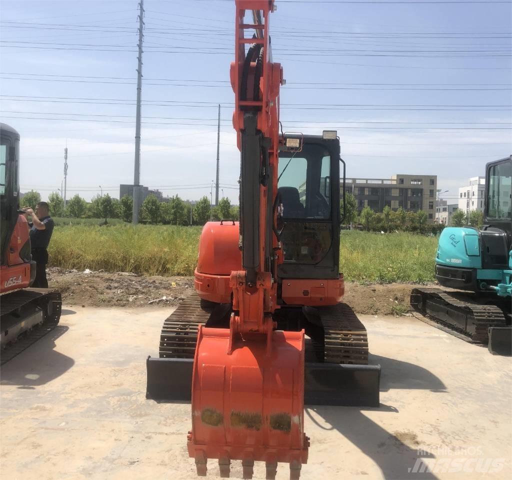 Kubota U 55 小型挖土機/掘鑿機<7t(小型挖掘機)