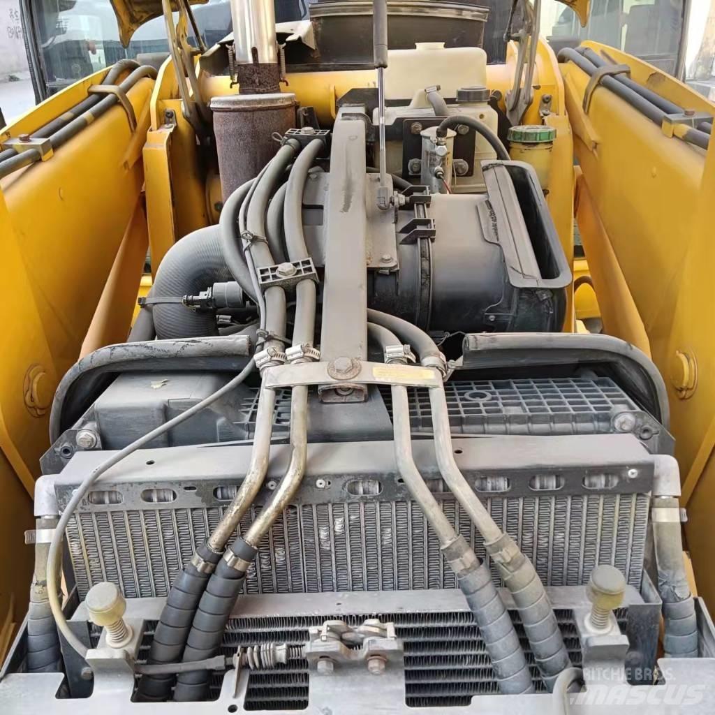 JCB 4CX 反鏟裝載機