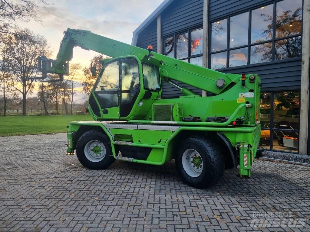 Merlo R45.21 MCSS 伸縮臂操作車
