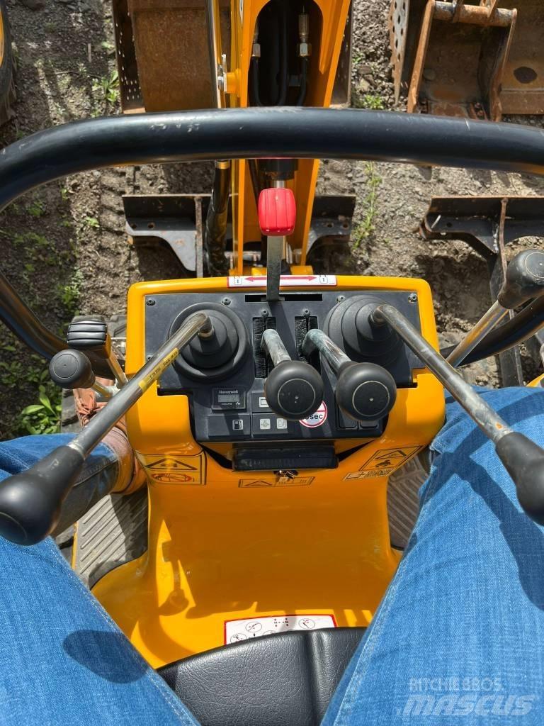 JCB 8008 CTS 小型挖土機/掘鑿機<7t(小型挖掘機)