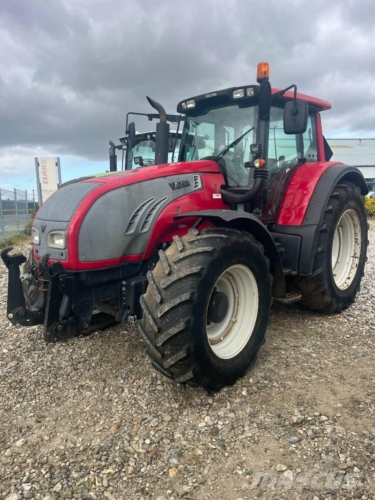 Valtra T 202 D 曳引機