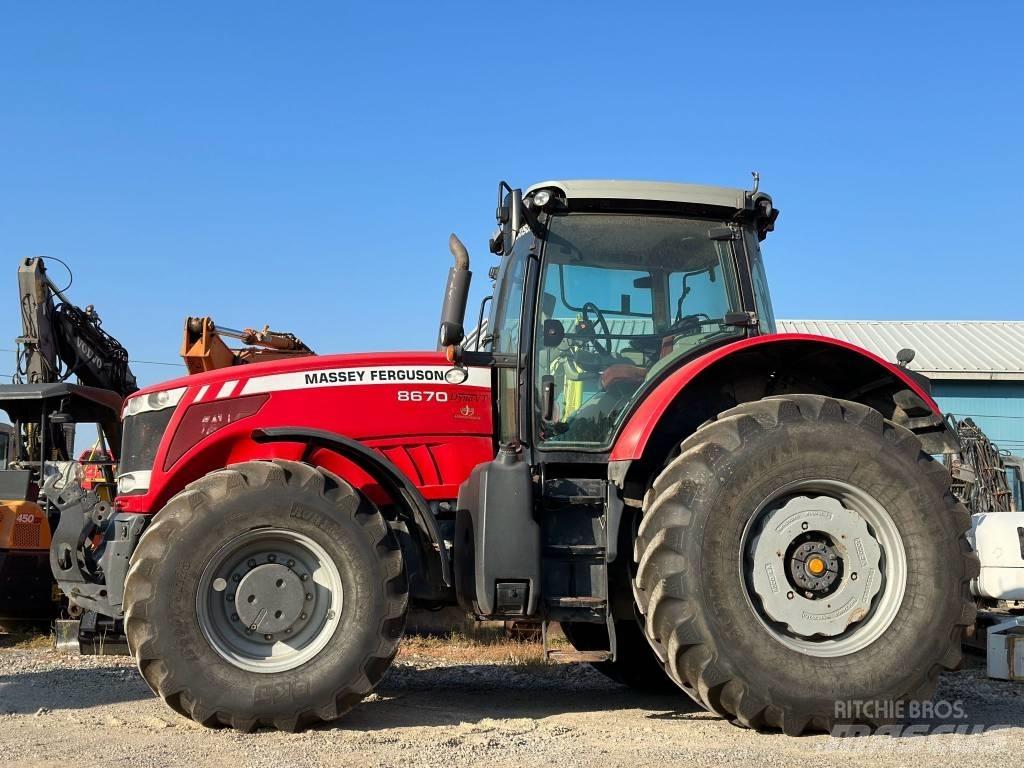 Massey Ferguson 8670 曳引機