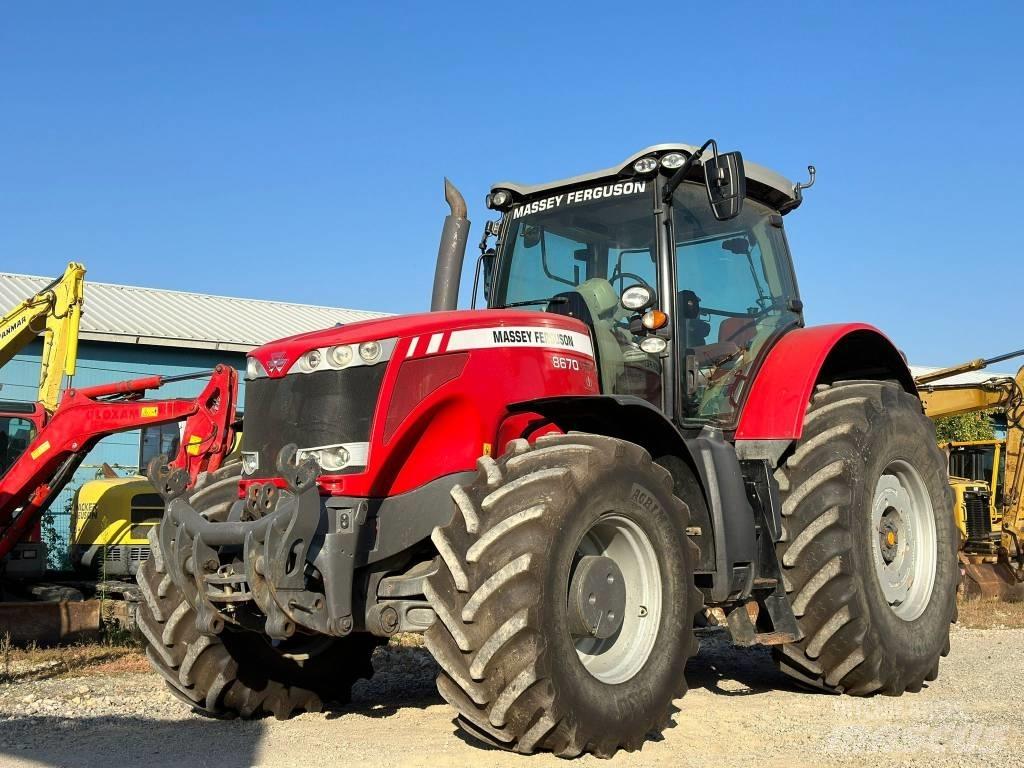 Massey Ferguson 8670 曳引機