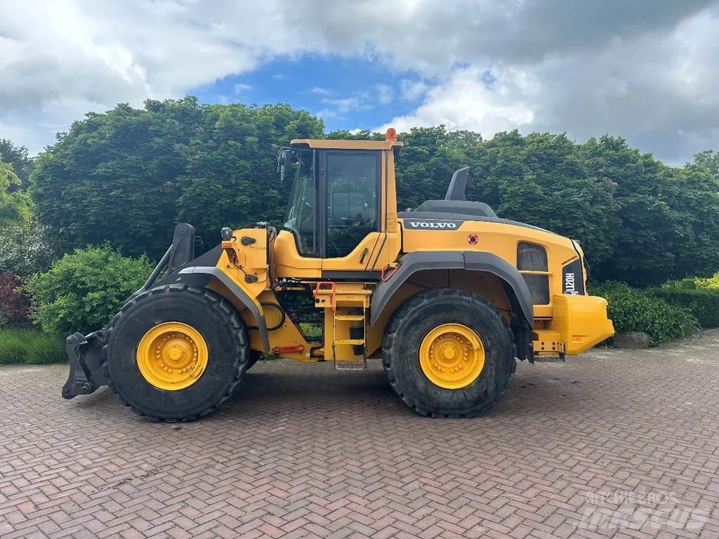 Volvo L120 H 輪胎式裝載機