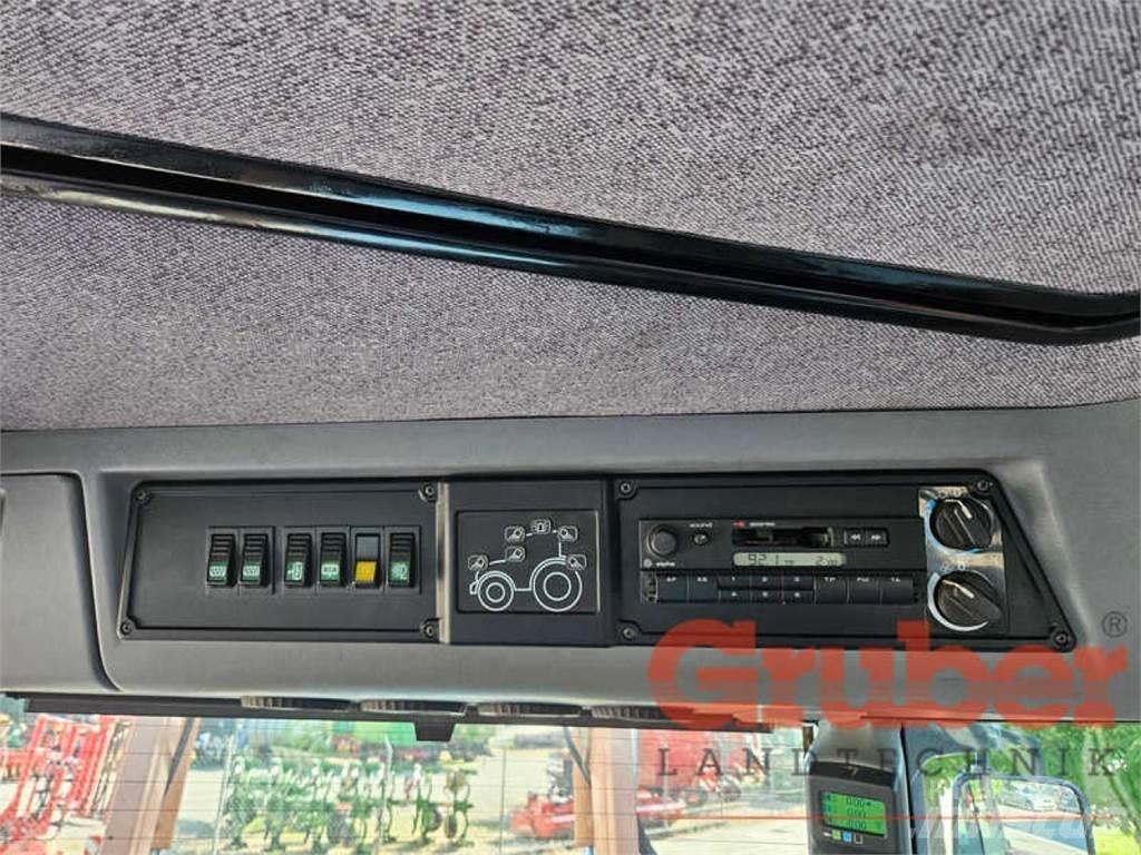 Steyr CVT 6135 曳引機