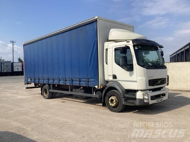 Volvo FL 240 篷布卡車
