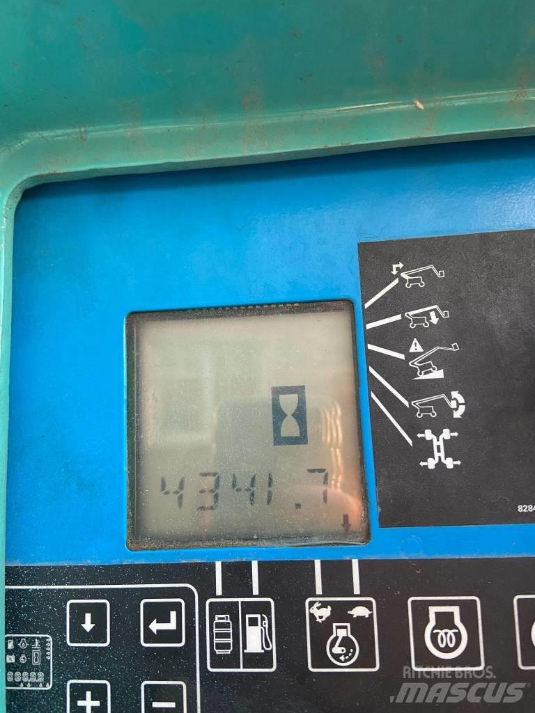 Genie Z 135 曲臂高空作業車