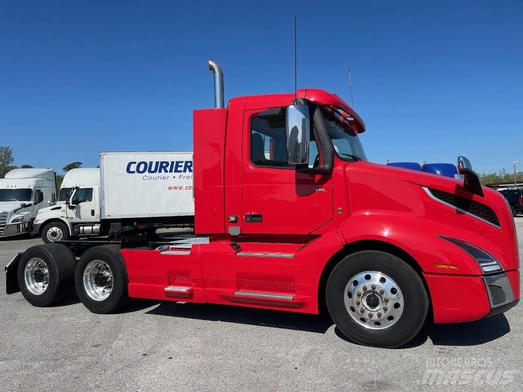 Volvo VNL64T300 曳引機組件
