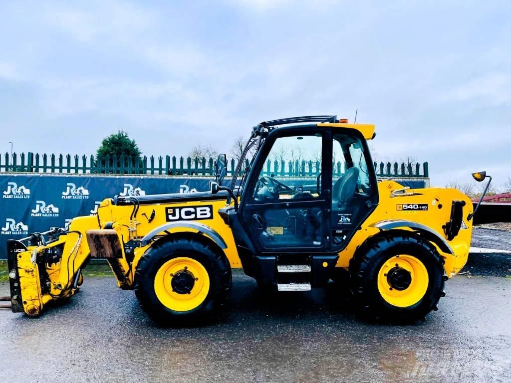 JCB 540-140 伸縮臂操作車