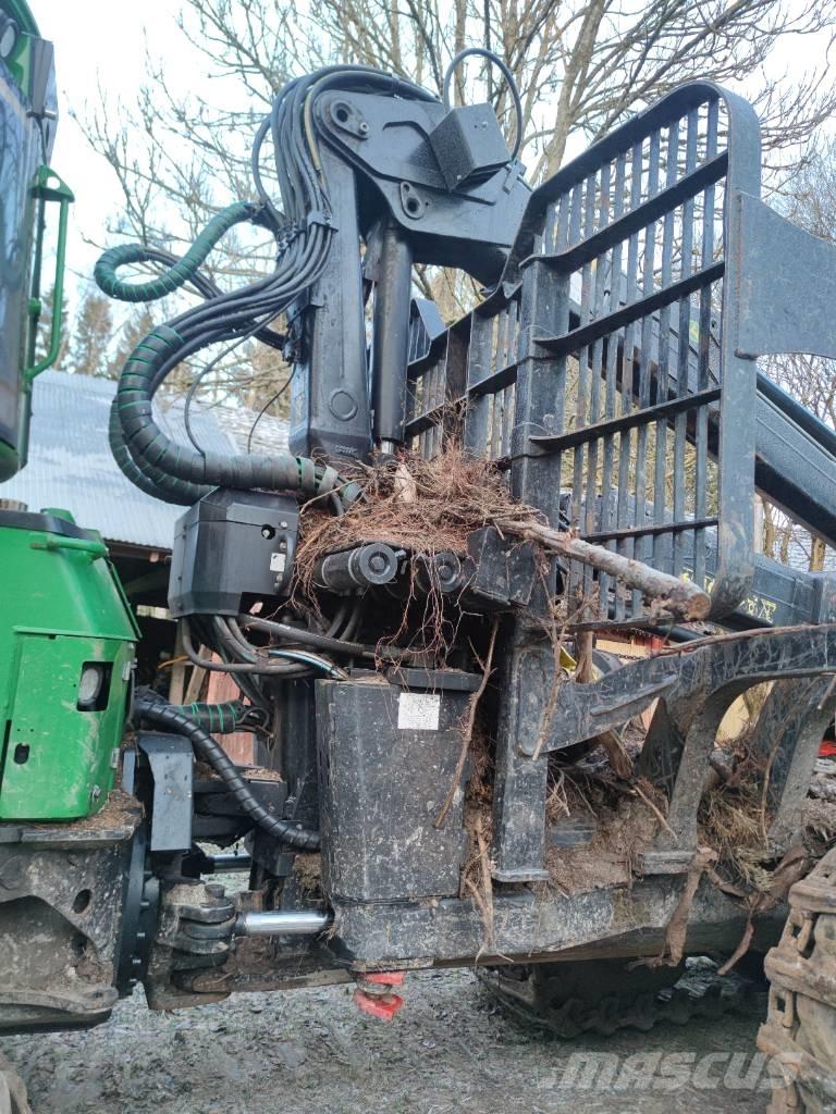 John Deere 1110 E 集運機