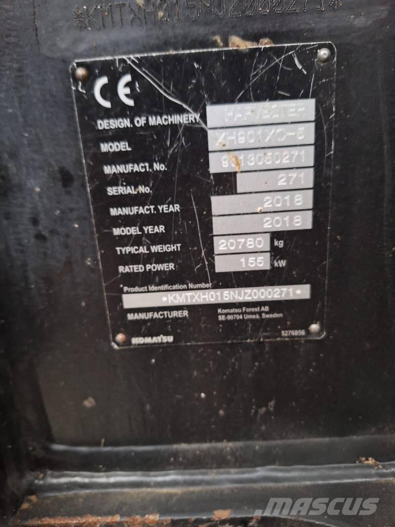 Komatsu 901 XC 收穫機