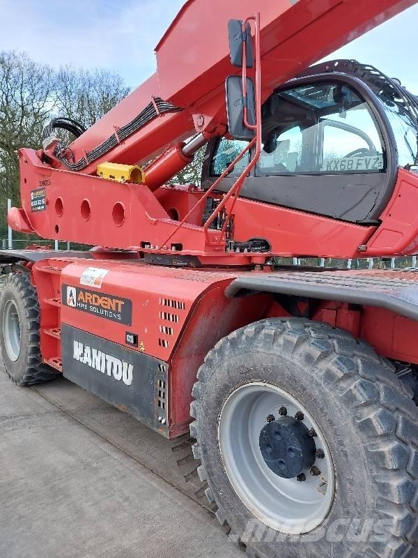 Manitou MRT 3255 伸縮臂操作車