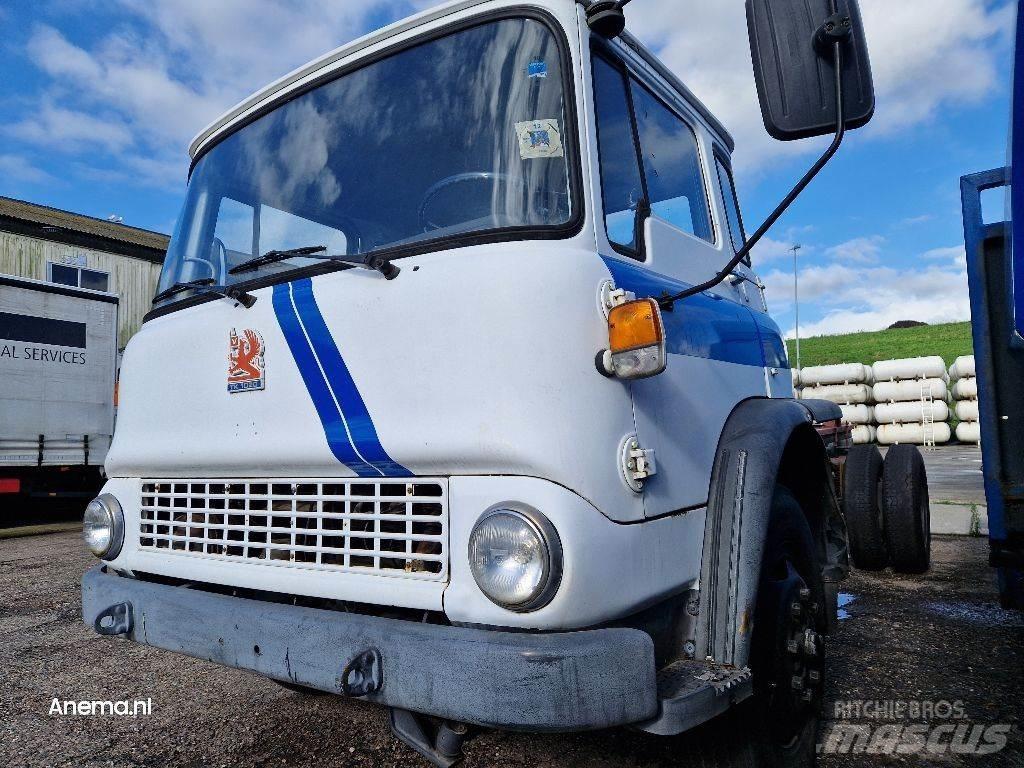 Bedford TK 1020 曳引機組件