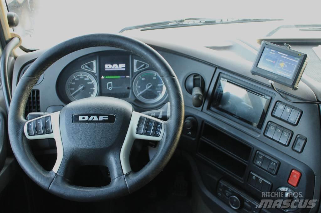 DAF XF 530 FTS 曳引機組件