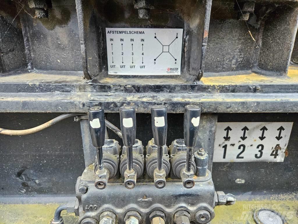 Potain HD 40 A 獨立吊掛起重機 吊車