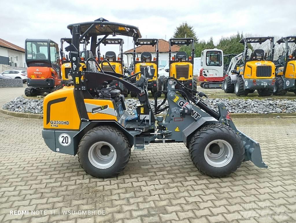 GiANT G2500 Xtra HD 滑移轉向裝載機