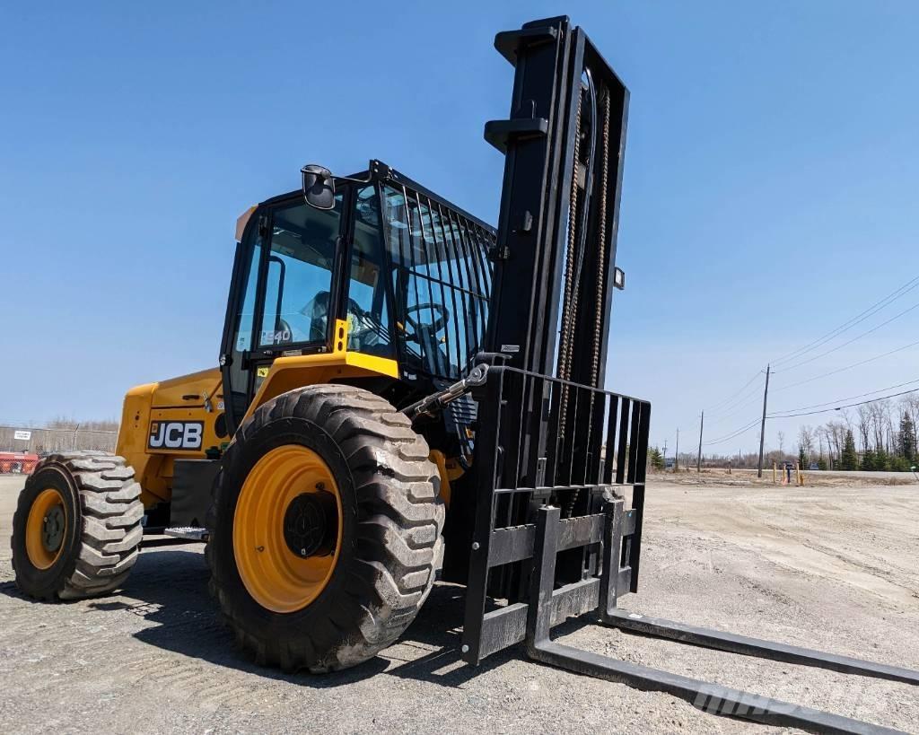 JCB 940 RTFL 越野車