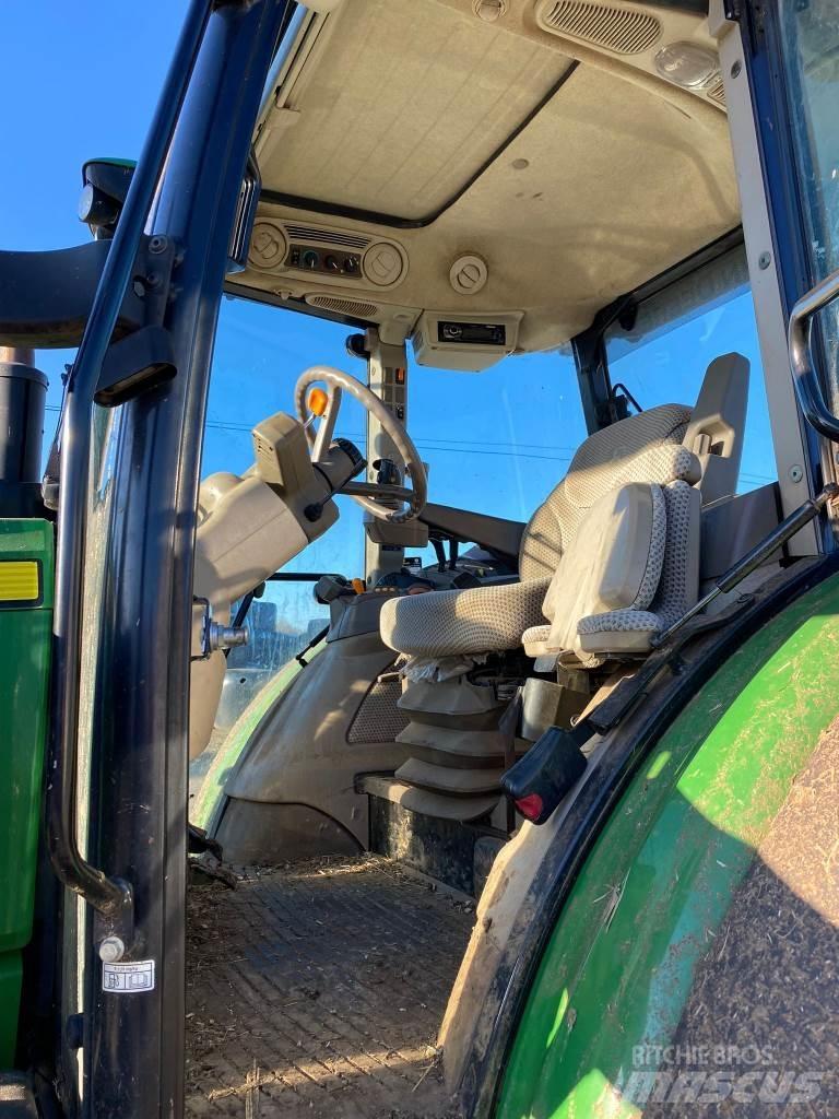 John Deere 5100R 曳引機