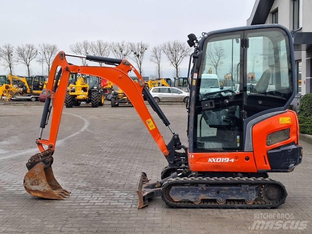 Kubota KX 019-4 小型挖土機/掘鑿機<7t(小型挖掘機)