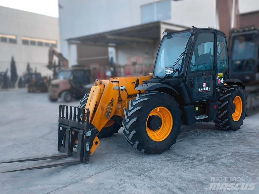 JCB 531-70 農業用伸縮臂裝載機