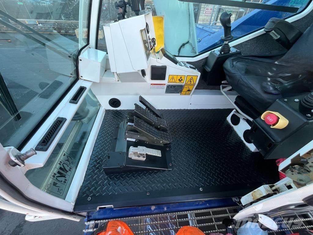 Tadano GTC900 履帶式起重機