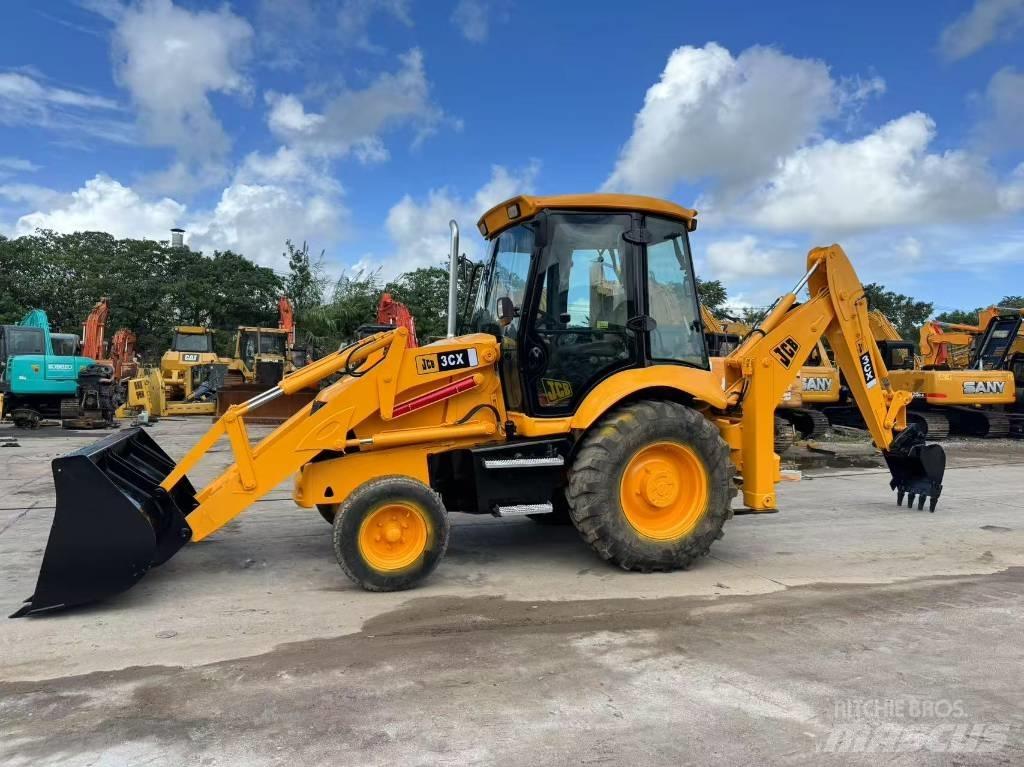 JCB 3 CX 反鏟裝載機