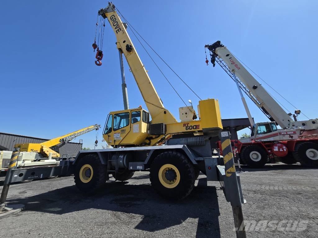 Grove RT 600 E 越野起重機