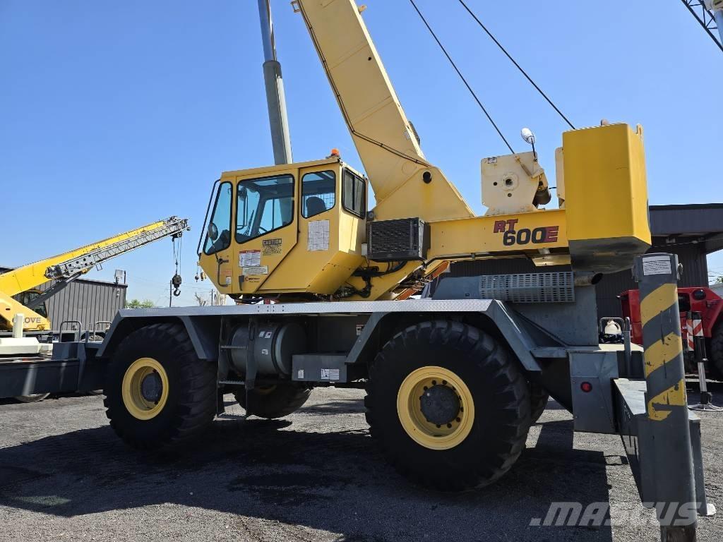 Grove RT 600 E 越野起重機