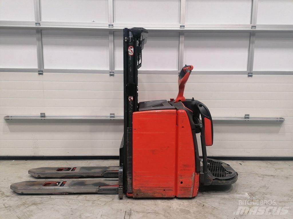 Linde L14AP 行走控制式堆積機