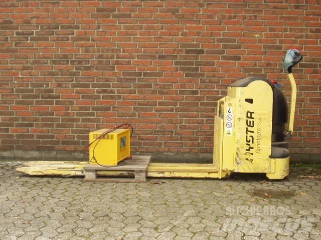 Hyster P 2.5 低架升降機