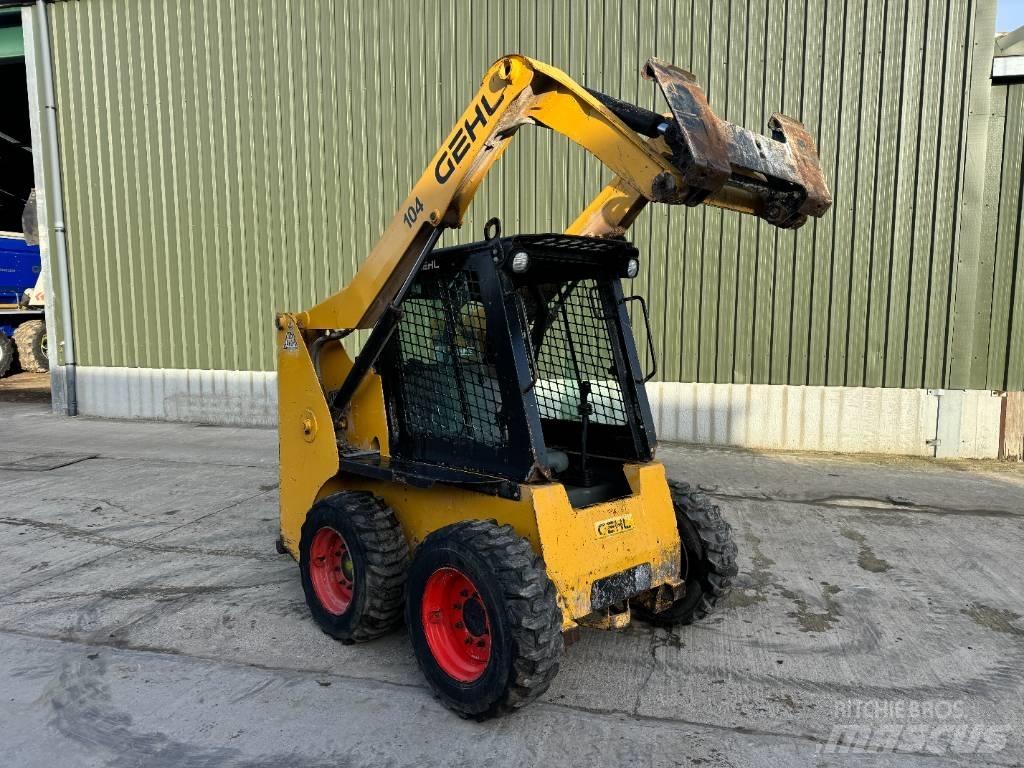 Gehl R 165 滑移轉向裝載機