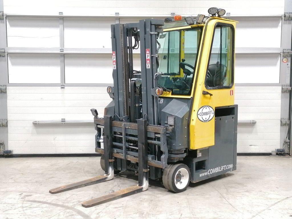 Combilift CBE2500 鏟裝機