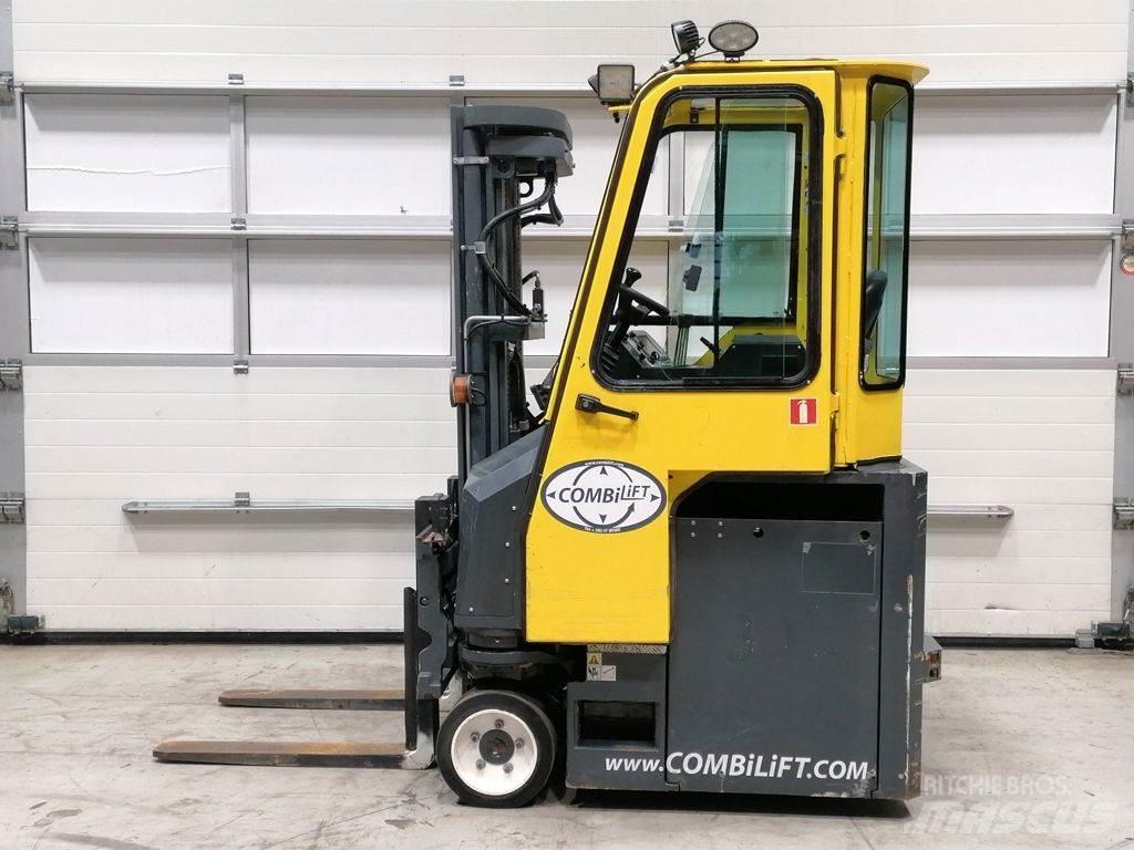 Combilift CBE2500 鏟裝機