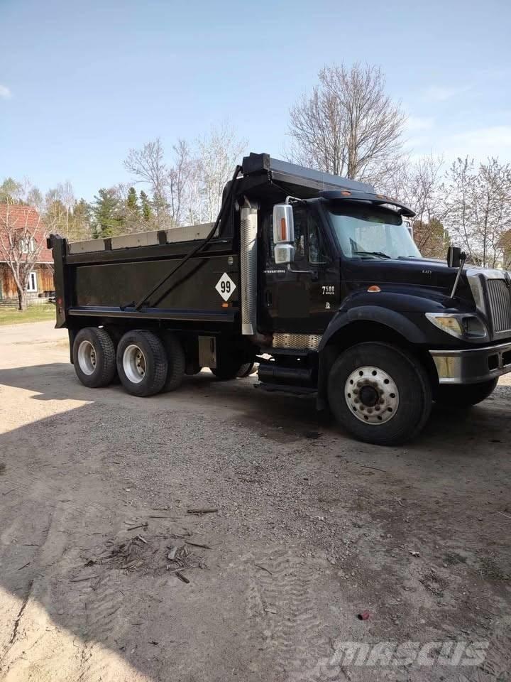 International 7500 傾卸式卡車