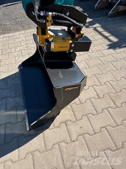 Kobelco SK 30 SR-6E 小型挖土機/掘鑿機<7t(小型挖掘機)